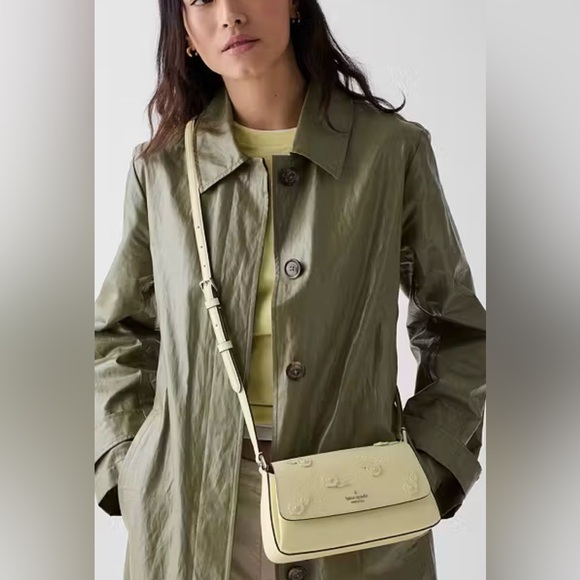 Kate Spade Yellow Floral Appliqué Leather Crossbody NWT - Picture 2 of 10